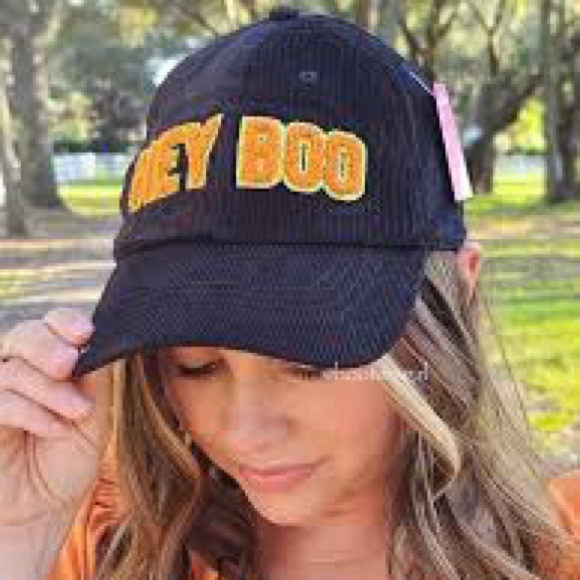 👻🎃Simply Southern “Hey Boo” Hat 🎃👻 - Picture 2 of 8